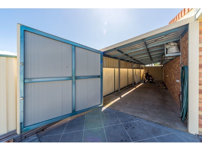 1 Waranga Way, Coombabah QLD 4216