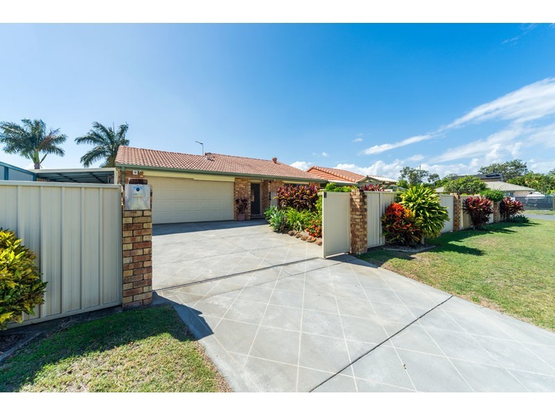 1 Waranga Way, Coombabah QLD 4216