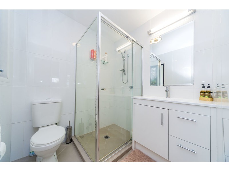 15 Jacaranda Avenue, Hollywell QLD 4216