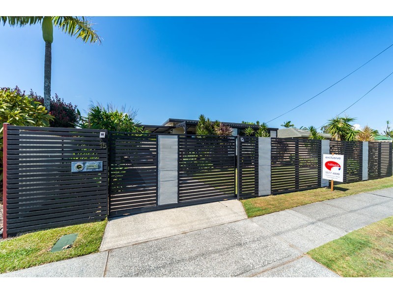 15 Jacaranda Avenue, Hollywell QLD 4216