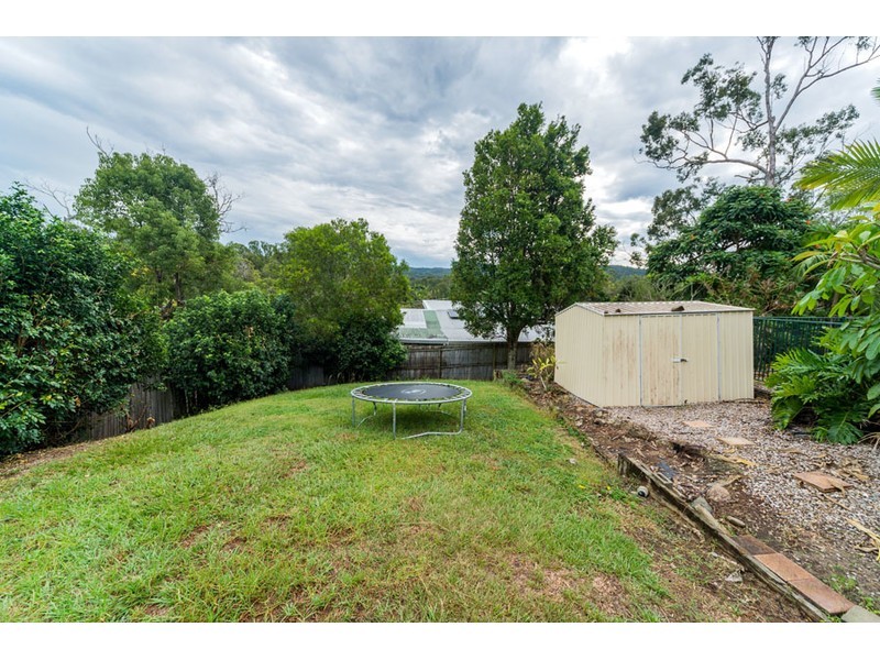 10 Tenalga Street, Nerang QLD 4211