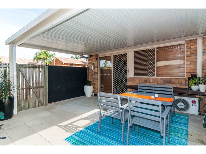 20/81 Olsen Avenue, Labrador QLD 4215