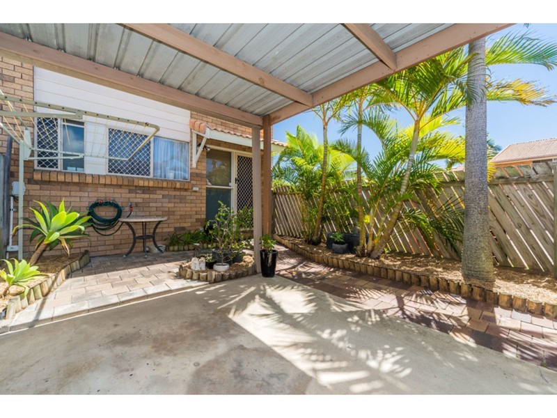 20/81 Olsen Avenue, Labrador QLD 4215