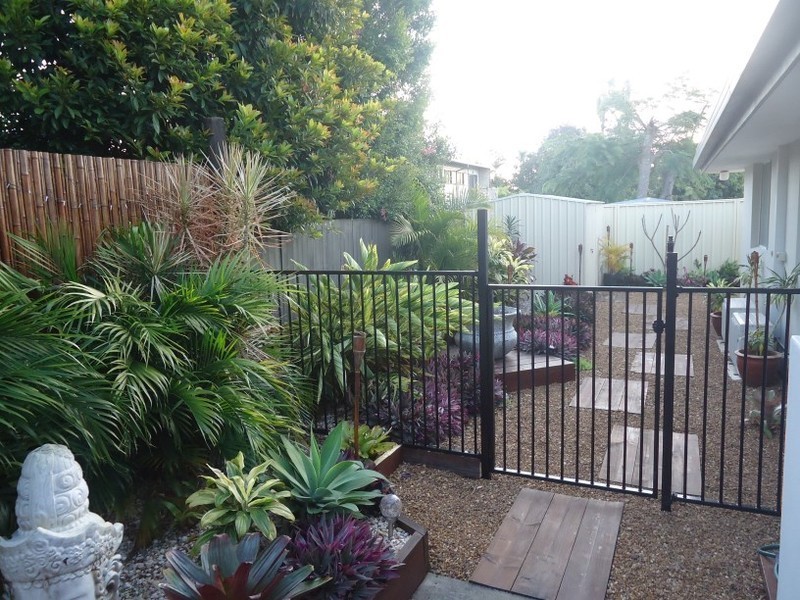 18 St Nicholas Street, Runaway Bay QLD 4216
