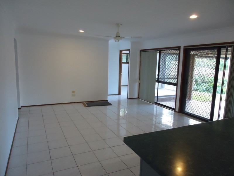 71 Parkwood Boulevard, Parkwood QLD 4214