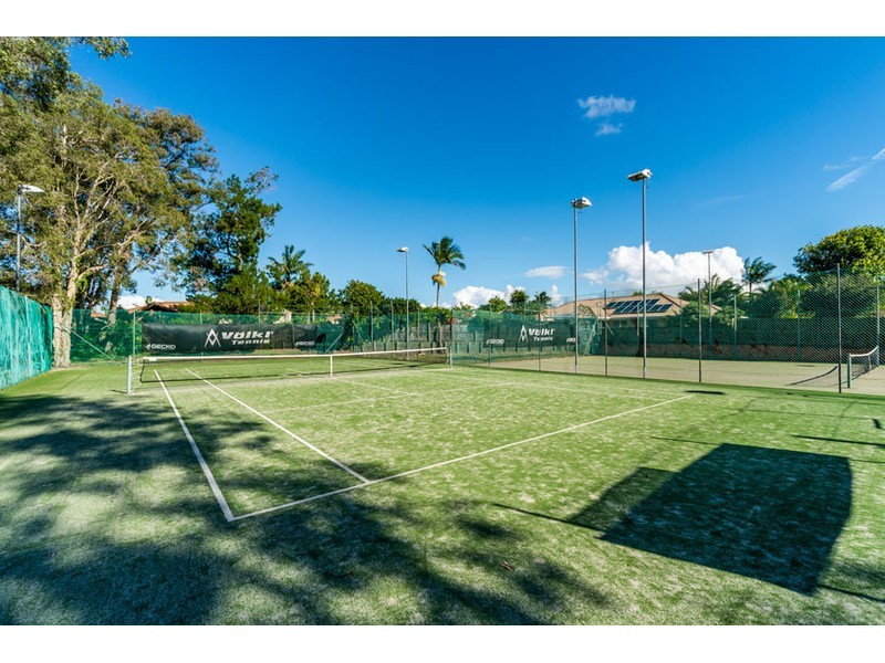 17 Tallara Street, Coombabah QLD 4216