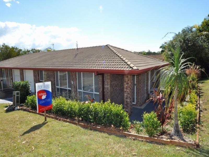 2/2 Freeman Street, Labrador QLD 4215