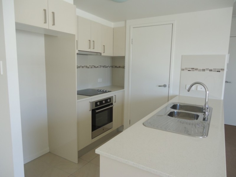 8/3 Brighton Street, Biggera Waters QLD 4216