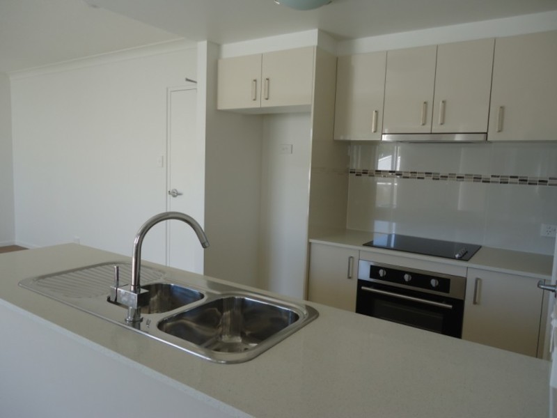 8/3 Brighton Street, Biggera Waters QLD 4216