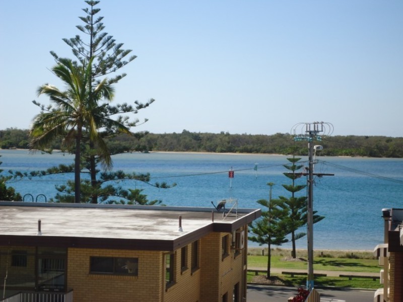 8/3 Brighton Street, Biggera Waters QLD 4216