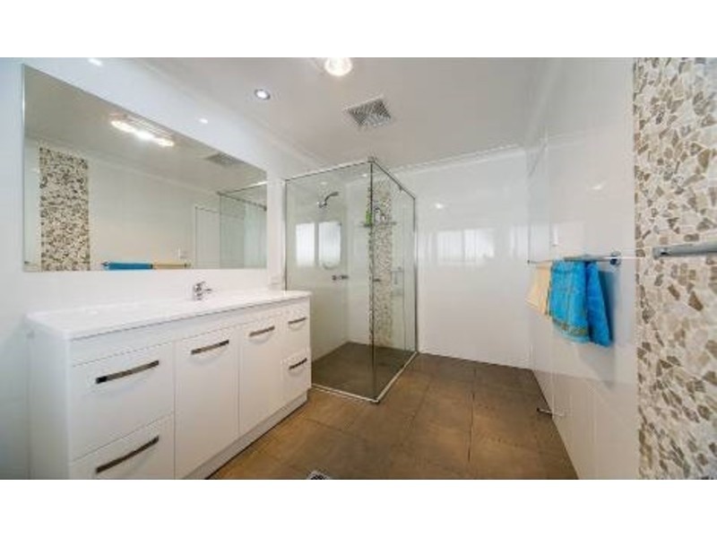 43 Melbourne Road, Arundel QLD 4214