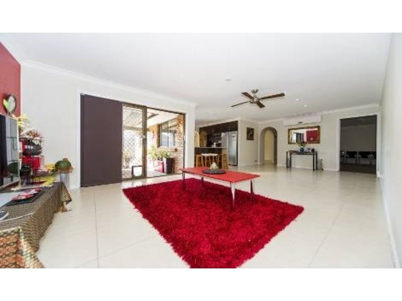 43 Melbourne Road, Arundel QLD 4214