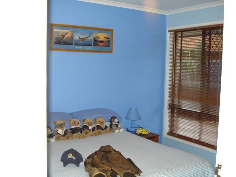 2/5 Elm Court, Labrador QLD 4215