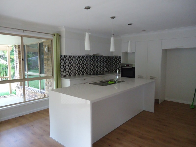 21 Alcott Court, Parkwood QLD 4214