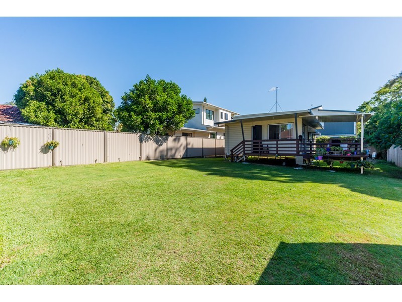 48 Harris Street, Labrador QLD 4215