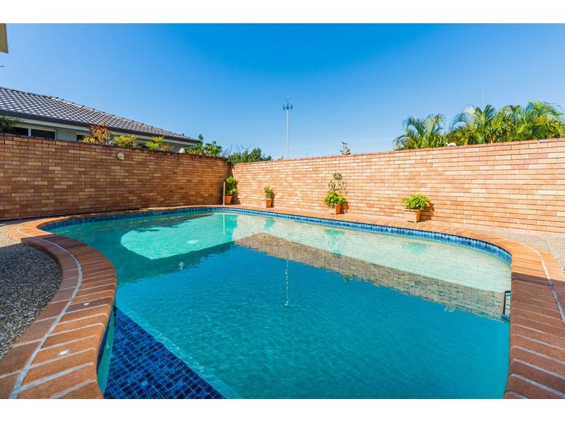 21 Cattleya Court, Hollywell QLD 4216