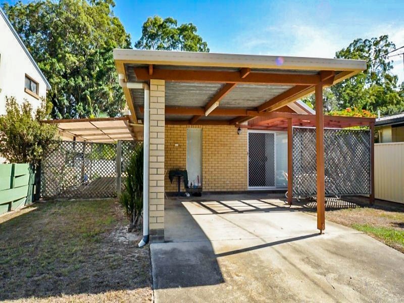 19 Nalkari Street, Coombabah QLD 4216