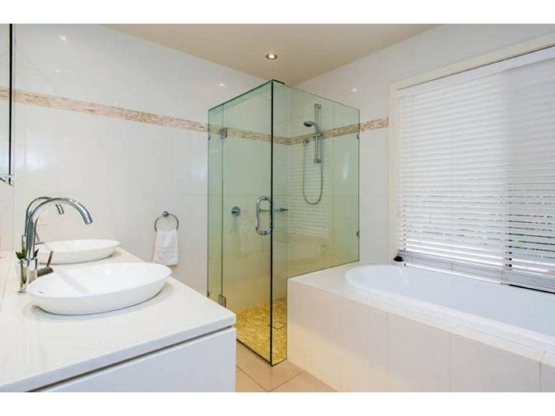 23 Clematis Avenue, Hollywell QLD 4216