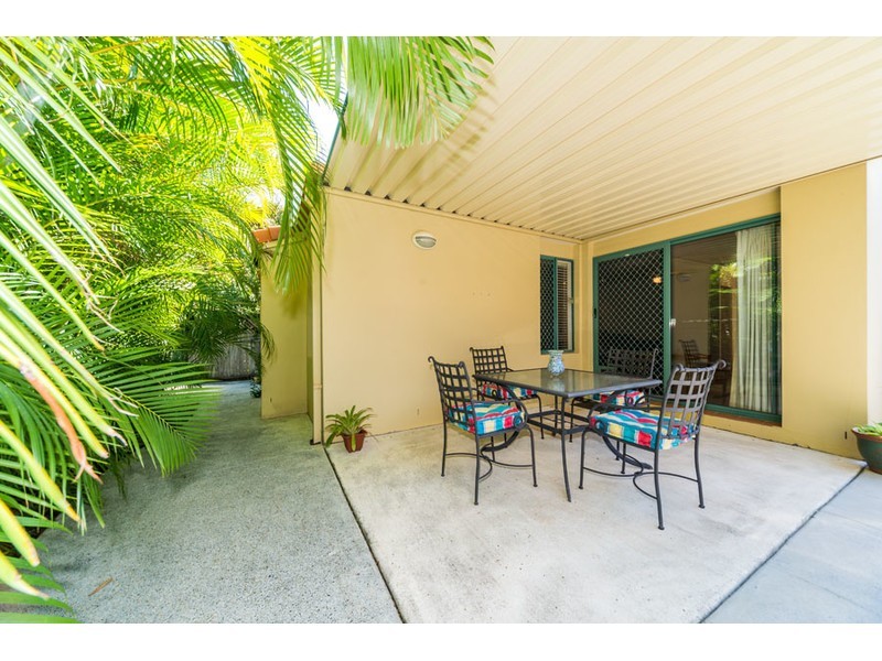 8/39-41 McMillan Street, Labrador QLD 4215