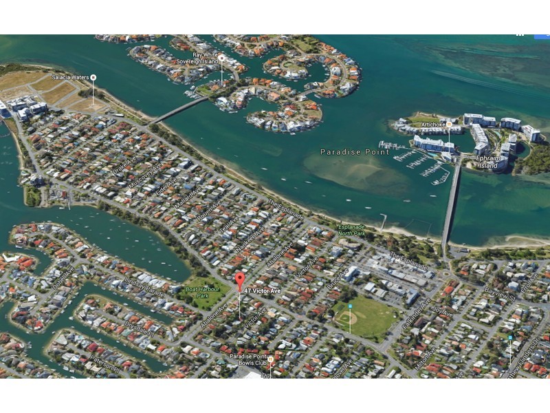 47 Victor Avenue, Paradise Point QLD 4216