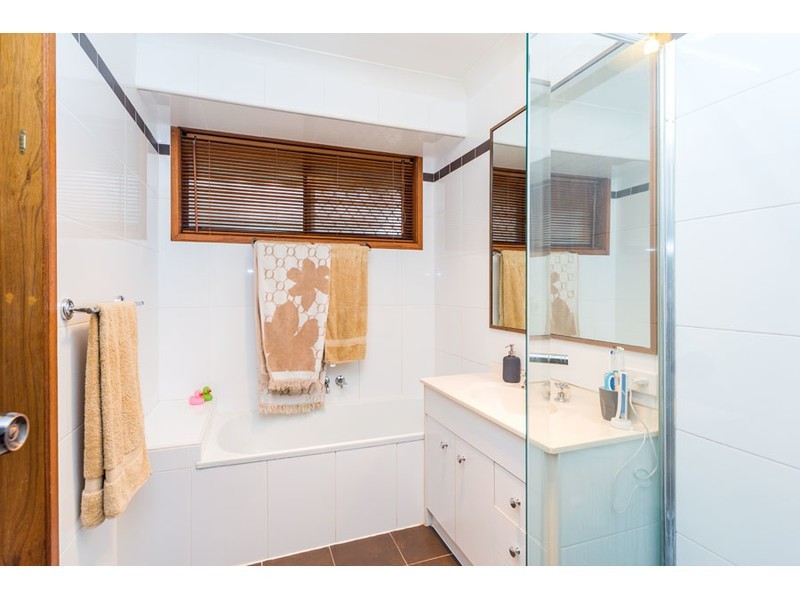 56 Lindfield Road, Helensvale QLD 4212