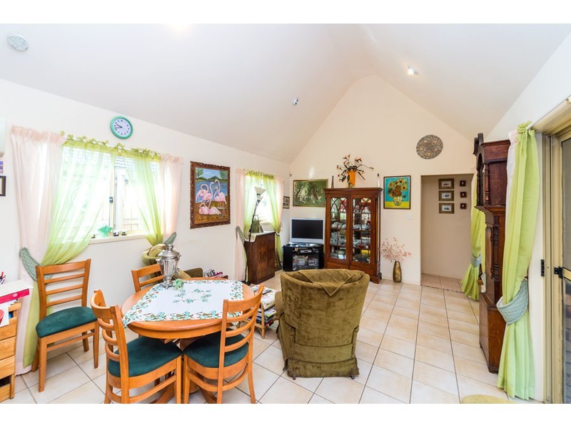 8 Sidney Nolan Drive, Coombabah QLD 4216