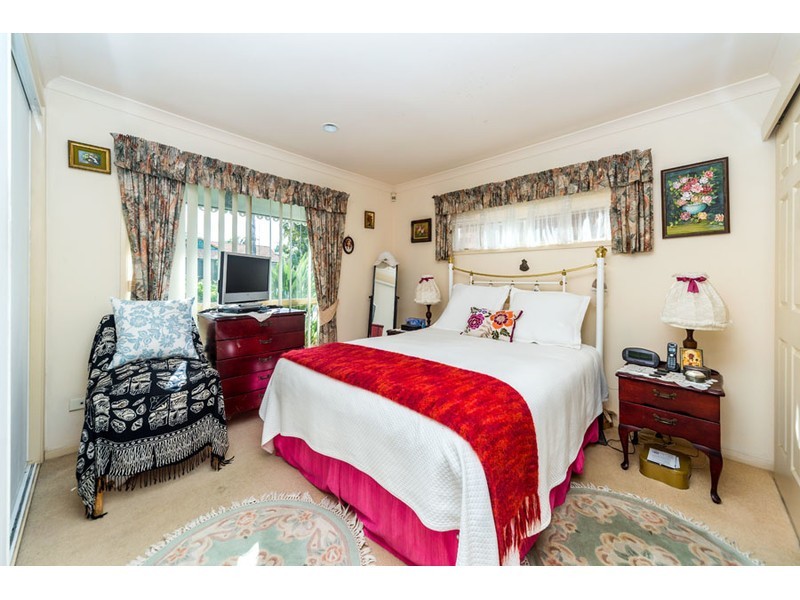 8 Sidney Nolan Drive, Coombabah QLD 4216