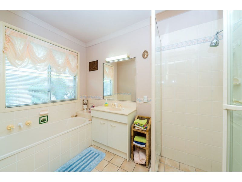 8 Sidney Nolan Drive, Coombabah QLD 4216