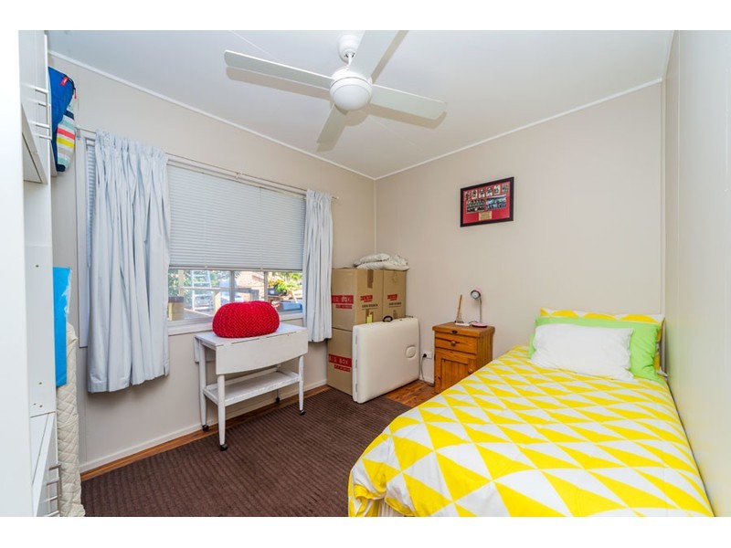 288 Bayview Street, Hollywell QLD 4216