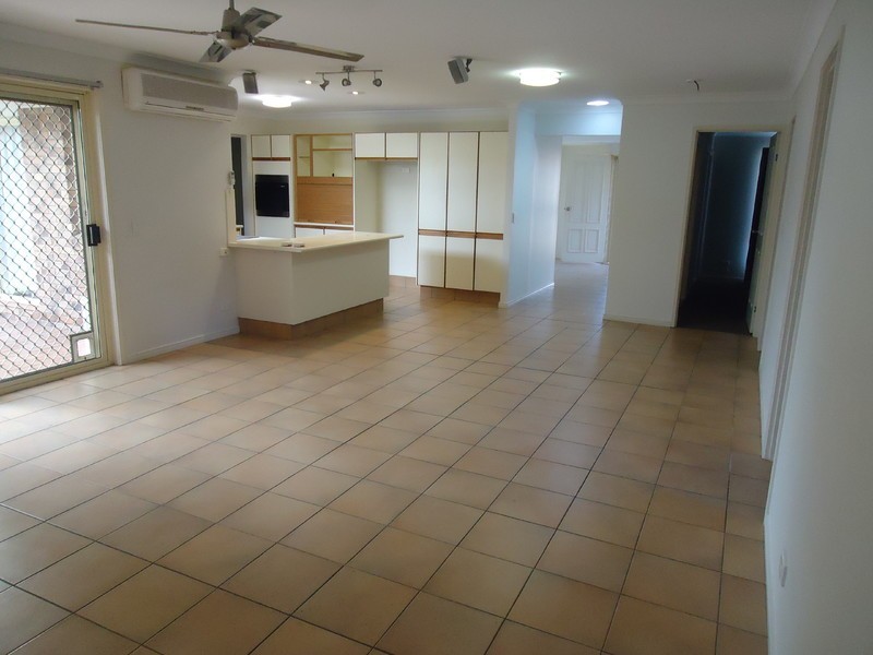 61 Arnold Palmer Drive, Parkwood QLD 4214
