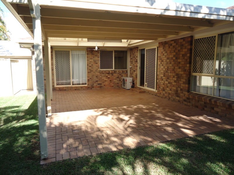 61 Arnold Palmer Drive, Parkwood QLD 4214