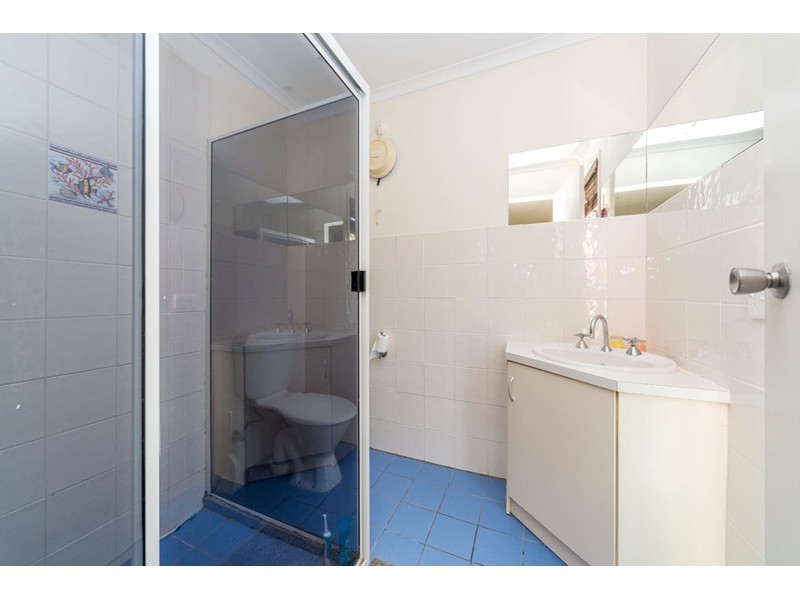 10 Menindee Avenue, Coombabah QLD 4216