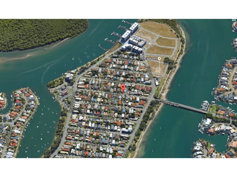 2/9 Drake Avenue, Paradise Point QLD 4216