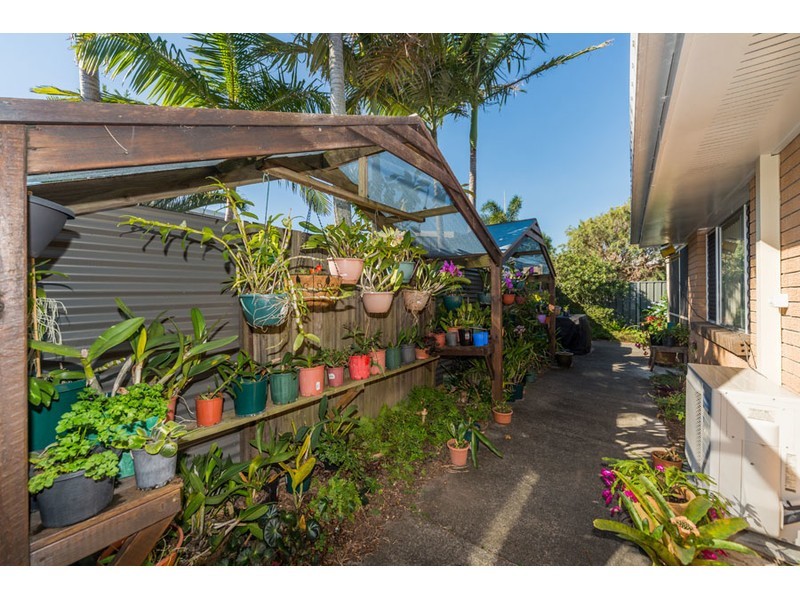 2/9 Drake Avenue, Paradise Point QLD 4216