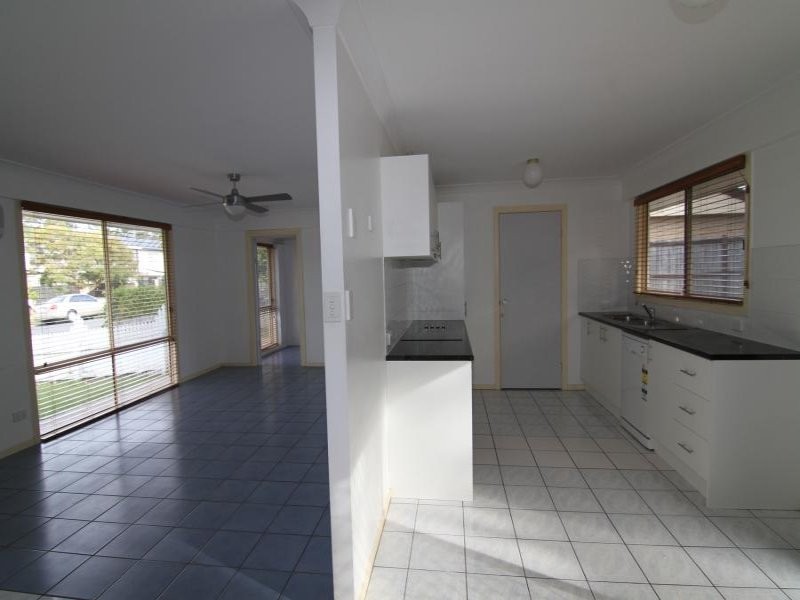 32 Hepworth Street, Arundel QLD 4214