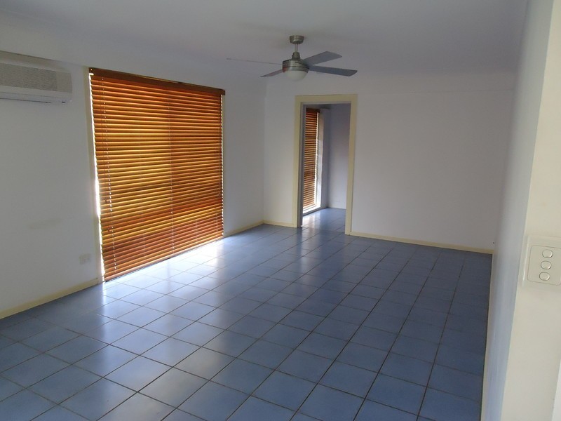 32 Hepworth Street, Arundel QLD 4214