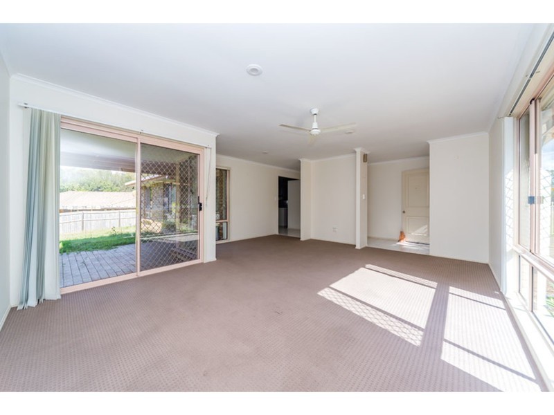 254 Mildura Drive, Helensvale QLD 4212