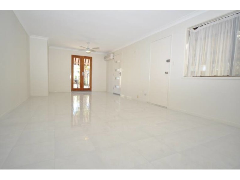 1/108 Oxley Drive, Paradise Point QLD 4216
