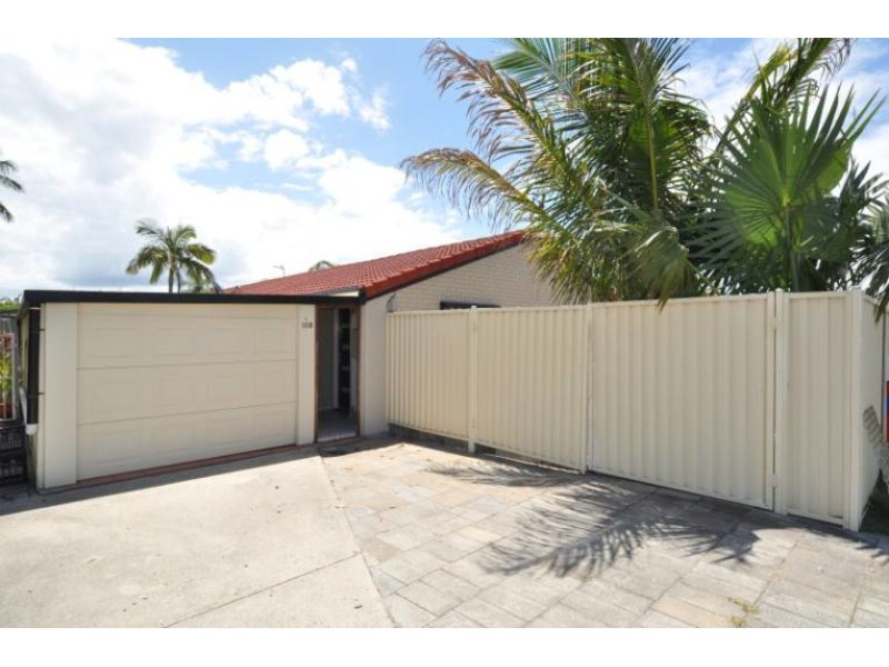 1/108 Oxley Drive, Paradise Point QLD 4216