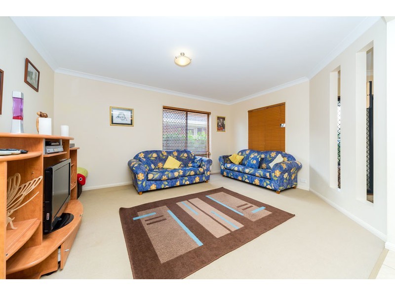 47 Ashgrove Avenue, Runaway Bay QLD 4216