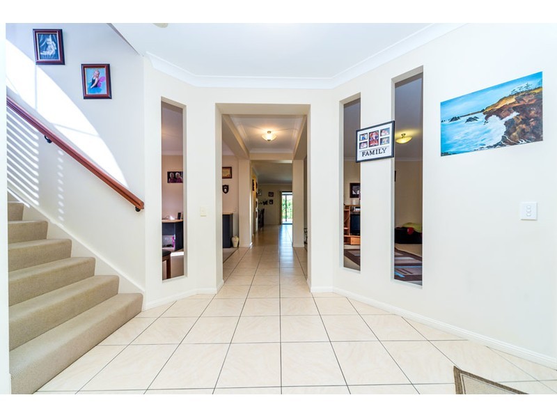 47 Ashgrove Avenue, Runaway Bay QLD 4216