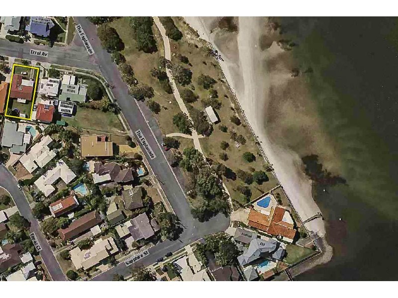 6 Errol Avenue, Paradise Point QLD 4216