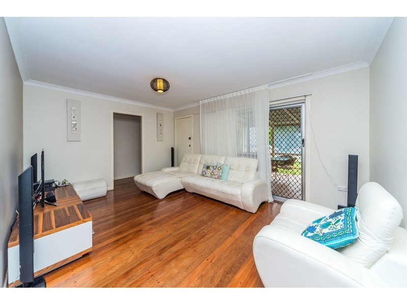 6 Errol Avenue, Paradise Point QLD 4216