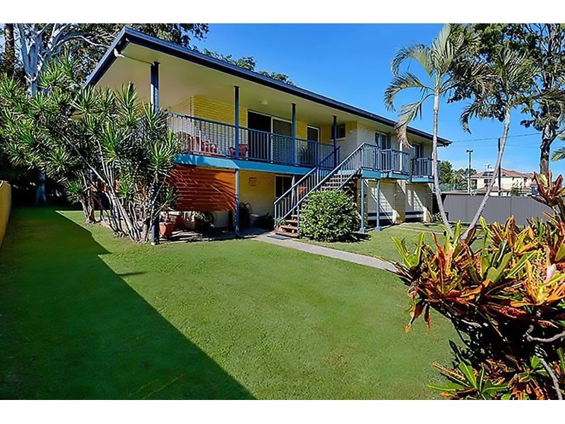 11 Tallara Street, Coombabah QLD 4216