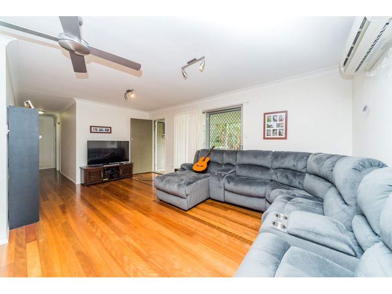 11 Tallara Street, Coombabah QLD 4216