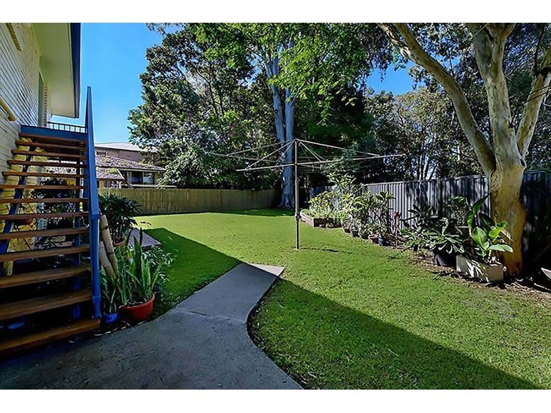 11 Tallara Street, Coombabah QLD 4216