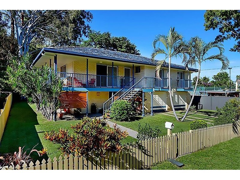 11 Tallara Street, Coombabah QLD 4216