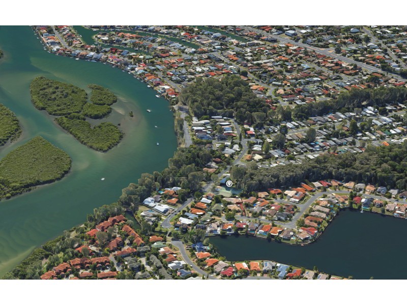 11 Tallara Street, Coombabah QLD 4216