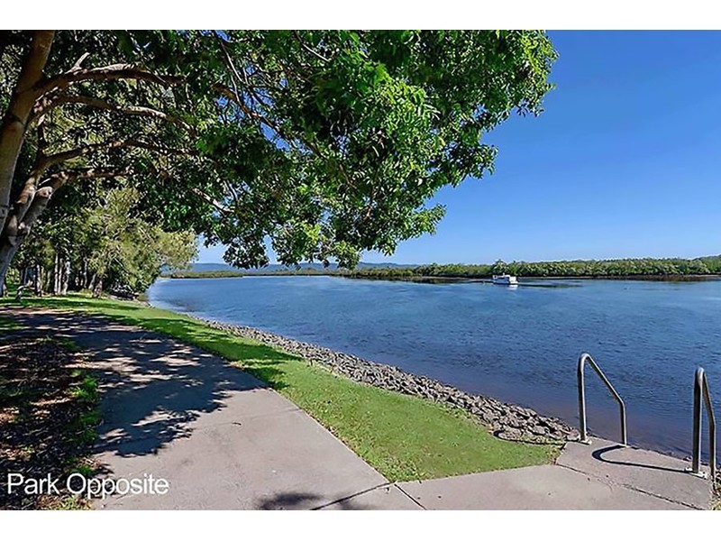 11 Tallara Street, Coombabah QLD 4216