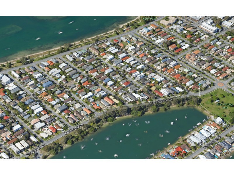 65 Paradise Parade, Paradise Point QLD 4216